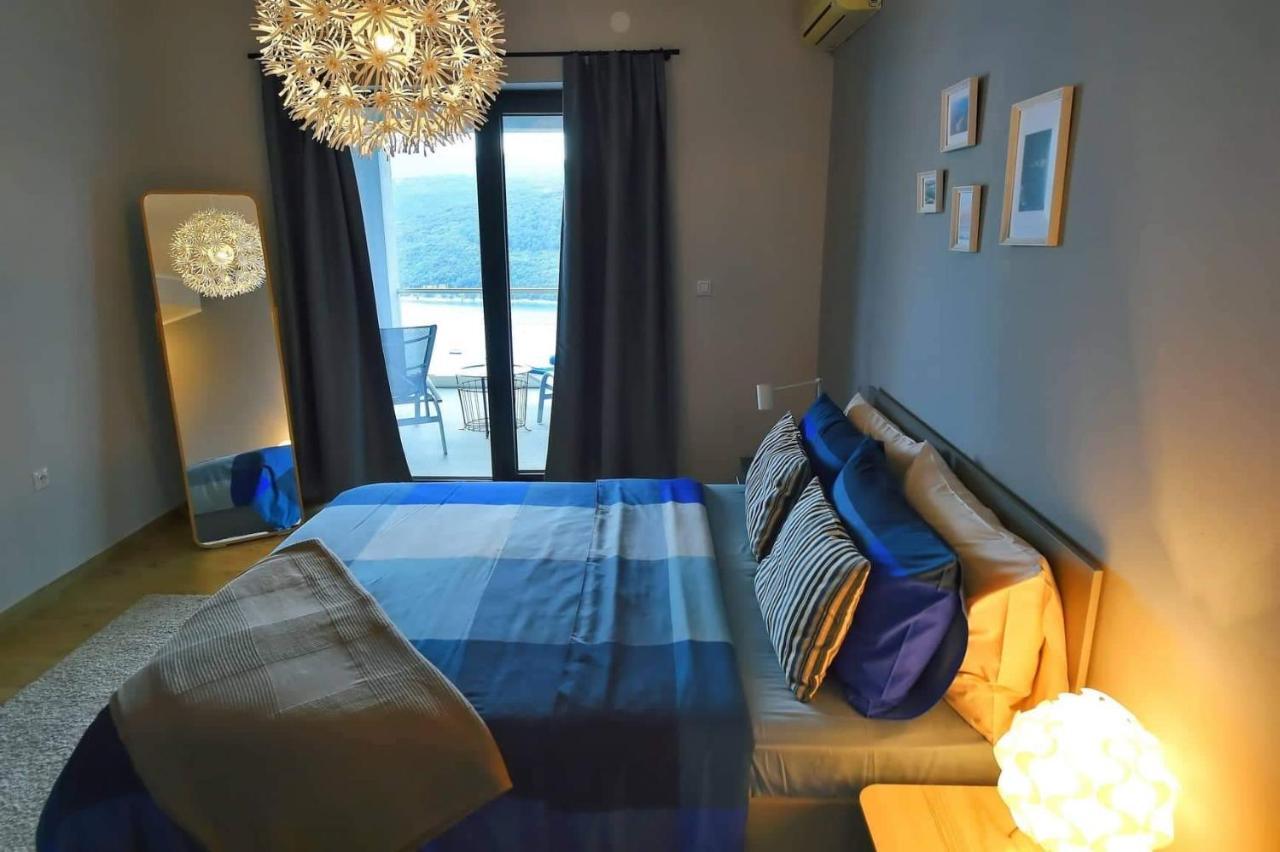 Vanilla I With Beautiful Seaview Apartment